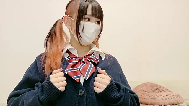 Snapshot of Hina-qp chatting on 09-24-25, 06:17 Hina-qp online show from 09-24-25, 06:17