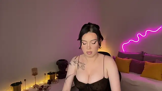 mistress of hearts online show from 05-25-26, 07:09