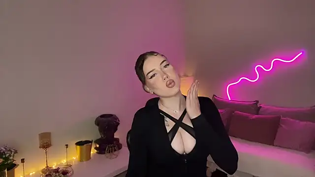 mistress of hearts online show from 06-27-26, 02:12