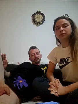 Snapshot of raducori chatting on 03-14-26, 09:09 raducori online show from 03-14-26, 09:09