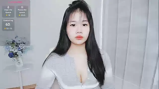 Snapshot of -Rose-Lucky- chatting on 10-25-25, 01:24 -Rose-Lucky- online show from 10-25-25, 01:24