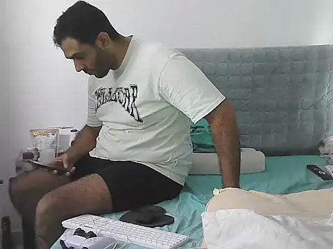 morenocabro10 online show from 04-21-26, 05:06