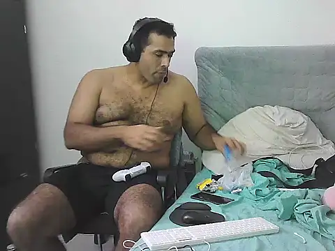 morenocabro10 online show from 04-22-26, 05:10