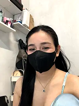 Snapshot of hanny_baby205 chatting on 10-11-25, 05:50 hanny baby205 online show from 10-11-25, 05:50