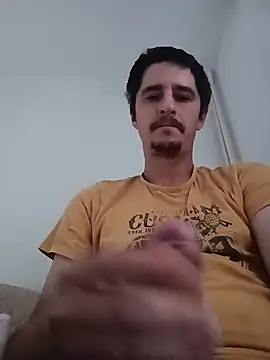 hugecock4u1990 online show from 05-17-26, 04:32