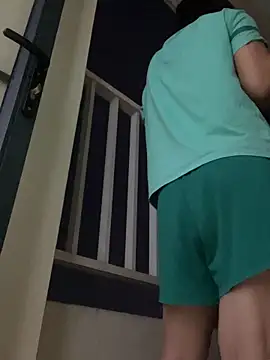 Snapshot of Mei-Mei89 chatting on 11-05-25, 10:10 Mei-Mei89 online show from 11-05-25, 10:10