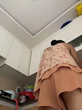 Snapshot of Mei-Mei89 chatting on 11-08-25, 11:36 Mei-Mei89 online show from 11-08-25, 11:36