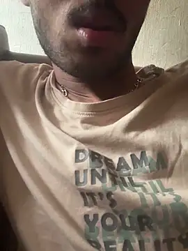 Snapshot of hoegupta chatting on 09-30-25, 06:07 hoegupta online show from 09-30-25, 06:07