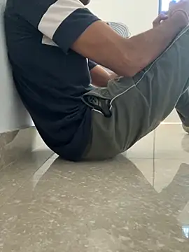 Snapshot of funny_sexxx chatting on 10-16-25, 09:21 funny sexxx online show from 10-16-25, 09:21