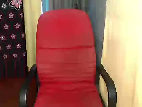 lovelyallena07 online show from 06-27-26, 04:28