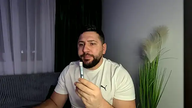 Gold Alpha Boy online show from 02-09-26, 08:02