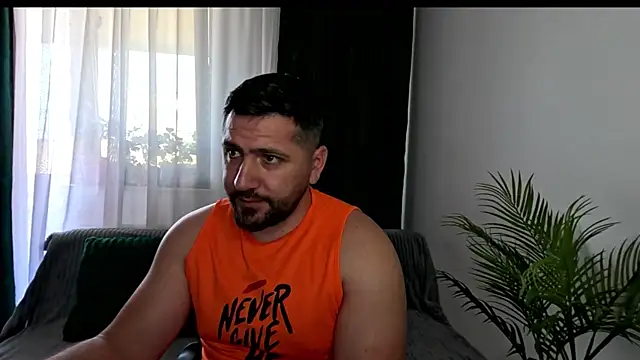 Snapshot of Gold_Alpha_Boy chatting on 06-26-26, 06:51 Gold Alpha Boy online show from 06-26-26, 06:51