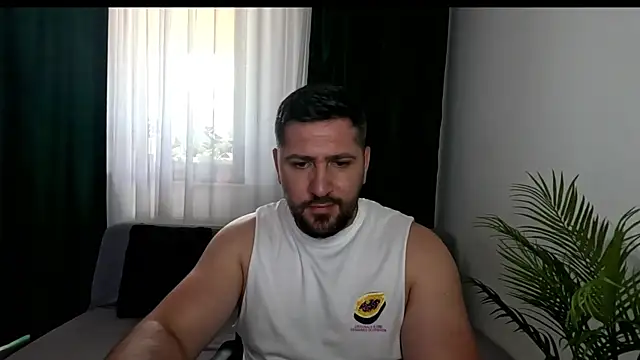 Snapshot of Gold_Alpha_Boy chatting on 06-27-26, 11:59 Gold Alpha Boy online show from 06-27-26, 11:59