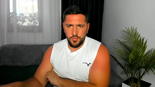 Snapshot of Gold_Alpha_Boy chatting on 07-12-26, 04:42 Gold Alpha Boy online show from 07-12-26, 04:42