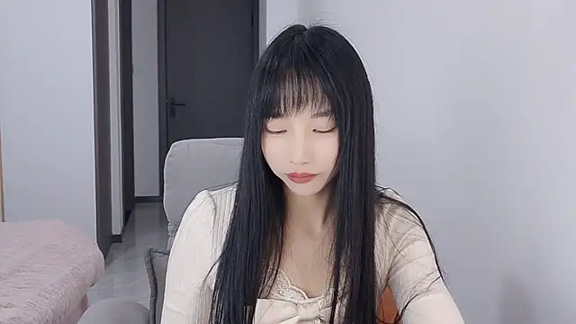 Lisa-3333 online show from 11-28-25, 01:25