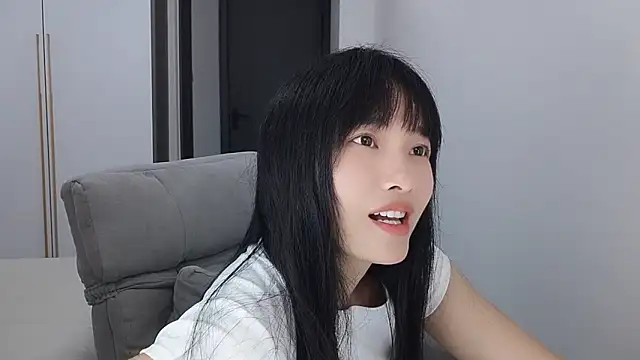 Lisa-3333 online show from 06-18-26, 02:54