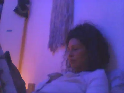 Snapshot of Bebita-zmp chatting on 06-17-26, 04:26 Bebita-zmp online show from 06-17-26, 04:26