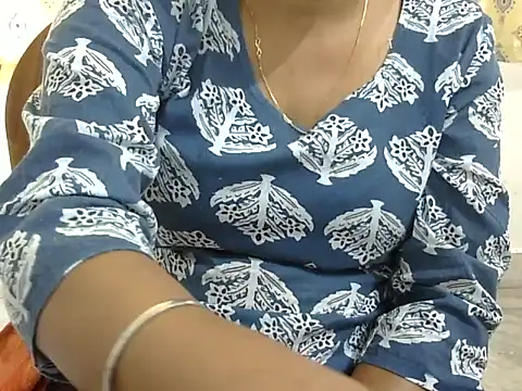 CHAMELI4747 online show from 05-30-26, 08:22