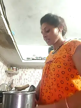 ISHANI-SINGH online show from 04-12-26, 04:23