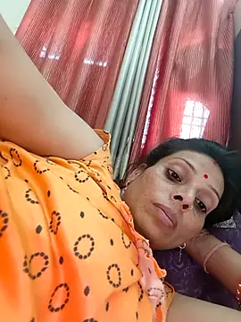 ISHANI-SINGH online show from 04-21-26, 12:11