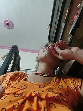 Snapshot of ISHANI-SINGH chatting on 06-16-26, 04:31 ISHANI-SINGH online show from 06-16-26, 04:31