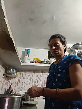 Snapshot of ISHANI-SINGH chatting on 06-28-26, 02:23 ISHANI-SINGH online show from 06-28-26, 02:23