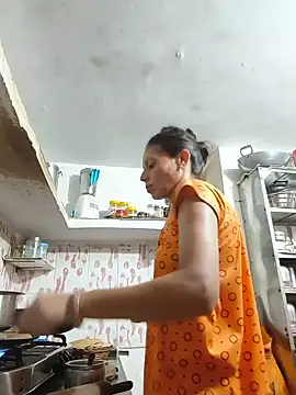 Snapshot of ISHANI-SINGH chatting on 07-05-26, 03:02 ISHANI-SINGH online show from 07-05-26, 03:02