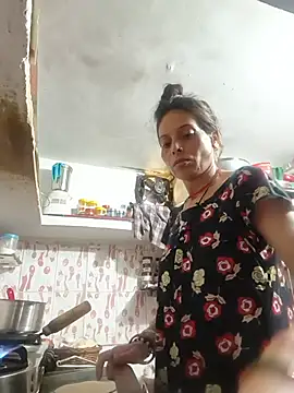 Snapshot of ISHANI-SINGH chatting on 07-21-26, 02:25 ISHANI-SINGH online show from 07-21-26, 02:25