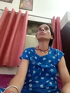 Snapshot of ISHANI-SINGH chatting on 07-27-26, 01:29 ISHANI-SINGH online show from 07-27-26, 01:29