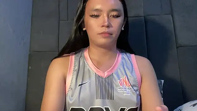 Claudia Johnson online show from 10-02-25, 12:23