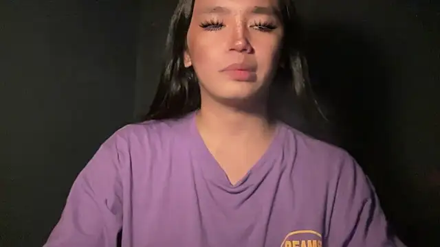 Claudia Johnson online show from 10-18-25, 05:54