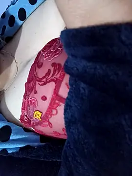 Snapshot of Hnonasix89 chatting on 12-05-25, 08:01 Hnonasix89 online show from 12-05-25, 08:01