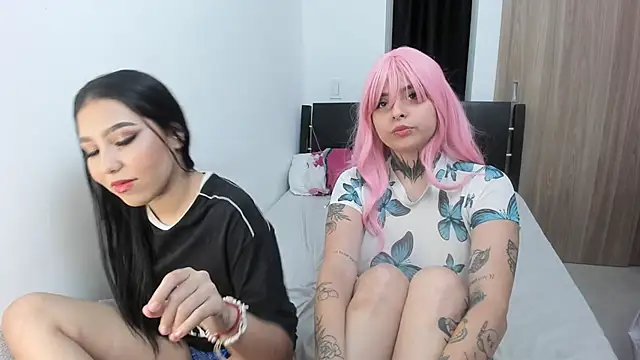 aria and tammy online show from 11-29-25, 07:44