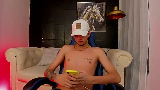 Mathewboy1 online show from 10-04-25, 11:08