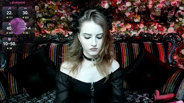 Snapshot of EllieMori chatting on 11-14-25, 08:02 EllieMori online show from 11-14-25, 08:02