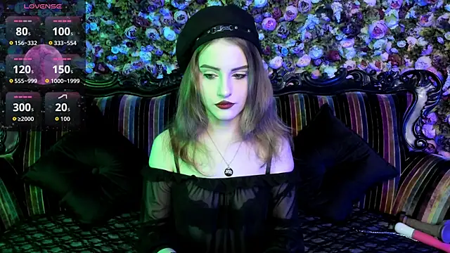 Snapshot of EllieMori chatting on 11-29-25, 07:44 EllieMori online show from 11-29-25, 07:44