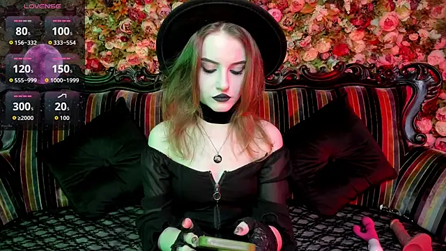 Snapshot of EllieMori chatting on 12-19-25, 07:59 EllieMori online show from 12-19-25, 07:59