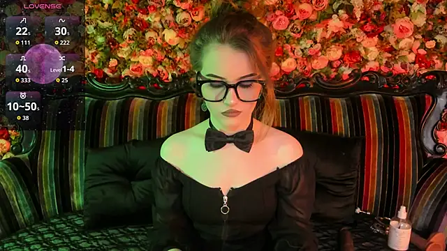 Snapshot of EllieMori chatting on 02-28-26, 03:35 EllieMori online show from 02-28-26, 03:35