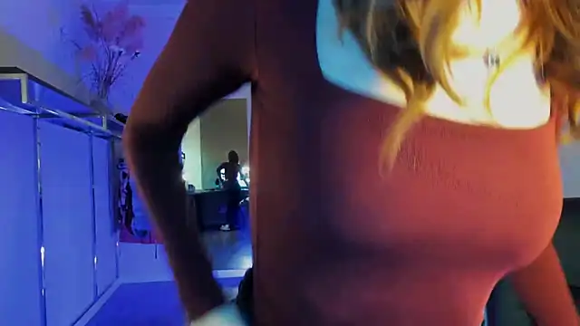 MariGven online show from 03-26-26, 04:45