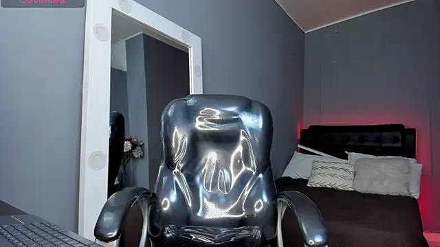 Snapshot of Jhon_snow22 chatting on 09-20-25, 03:02 Jhon snow22 online show from 09-20-25, 03:02