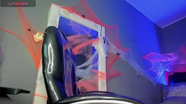 Snapshot of Jhon_snow22 chatting on 10-09-25, 10:46 Jhon snow22 online show from 10-09-25, 10:46