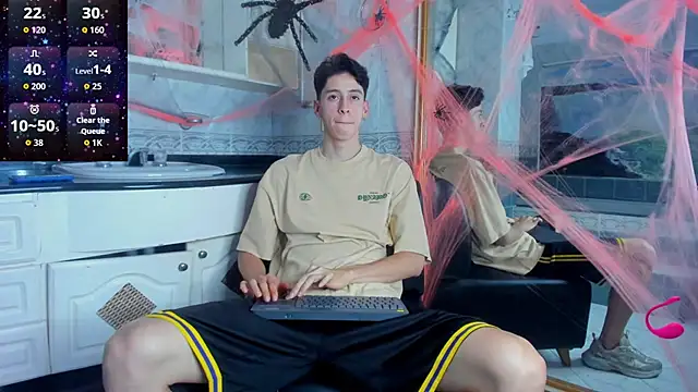 Snapshot of Jhon_snow22 chatting on 10-10-25, 02:10 Jhon snow22 online show from 10-10-25, 02:10