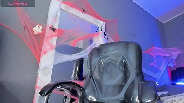 Snapshot of Jhon_snow22 chatting on 10-15-25, 02:28 Jhon snow22 online show from 10-15-25, 02:28