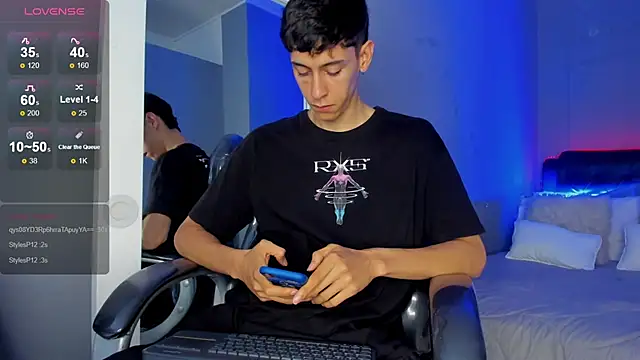 Snapshot of Jhon_snow22 chatting on 11-05-25, 02:06 Jhon snow22 online show from 11-05-25, 02:06