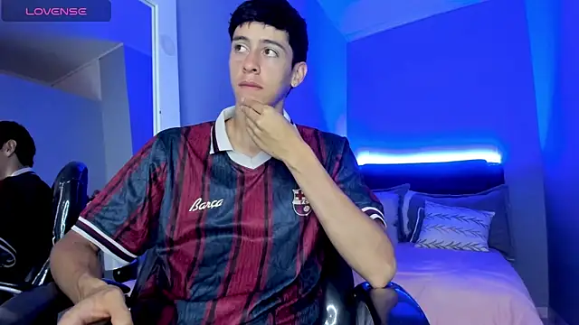 Snapshot of Jhon_snow22 chatting on 11-20-25, 02:06 Jhon snow22 online show from 11-20-25, 02:06