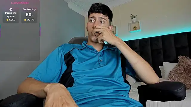 Snapshot of Jhon_snow22 chatting on 11-26-25, 02:29 Jhon snow22 online show from 11-26-25, 02:29