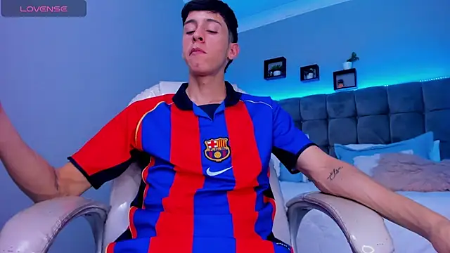 Snapshot of Jhon_snow22 chatting on 11-29-25, 05:32 Jhon snow22 online show from 11-29-25, 05:32