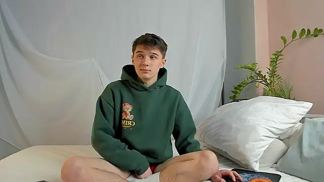 SherlockMax online show from 03-19-26, 06:45