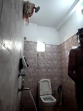 Snapshot of t2pnb chatting on 10-09-25, 02:42 t2pnb online show from 10-09-25, 02:42