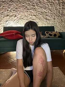 Snapshot of kaori_77 chatting on 02-02-26, 03:05 kaori 77 online show from 02-02-26, 03:05